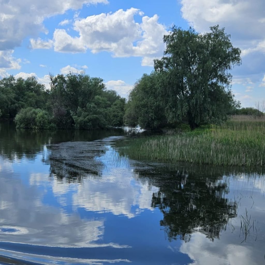 lacul perfect din excrusii in delta dunarii